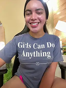 Snapshot of HotstuffCherrySummer chatting on 03.23.25 HotstuffCherrySummer online show from 03.23.25