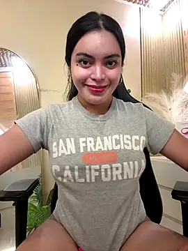 Snapshot of HotstuffCherrySummer chatting on 09.10.25 HotstuffCherrySummer online show from 09.10.25