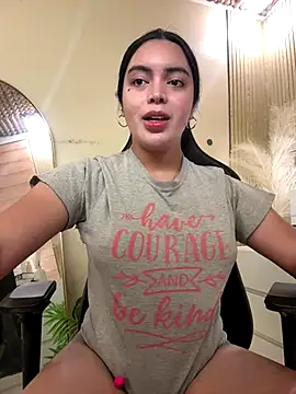 Snapshot of HotstuffCherrySummer chatting on 09.16.25 HotstuffCherrySummer online show from 09.16.25