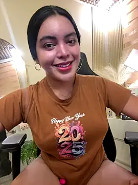 Snapshot of HotstuffCherrySummer chatting on 10.14.25 HotstuffCherrySummer online show from 10.14.25