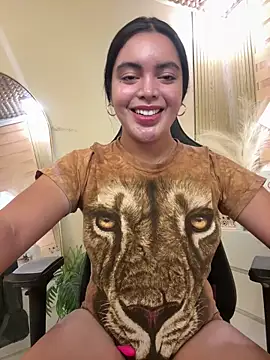 Snapshot of HotstuffCherrySummer chatting on 10.18.25 HotstuffCherrySummer online show from 10.18.25