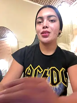 Snapshot of HotstuffCherrySummer chatting on 11.17.25 HotstuffCherrySummer online show from 11.17.25