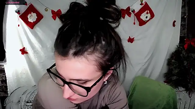 MaryEm976 online show from 01.05.25