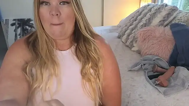 JESS LOVES online show from 06.07.26