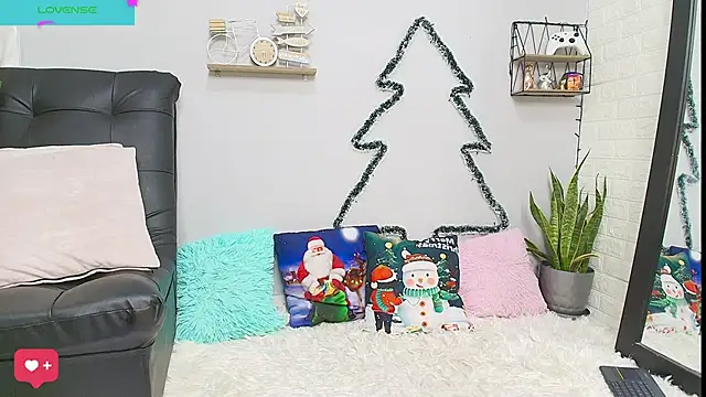 kateadams1 online show from 12.23.24