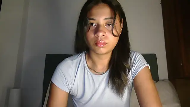 Snapshot of dark_enchantress_ chatting on 09.19.25 dark enchantress online show from 09.19.25