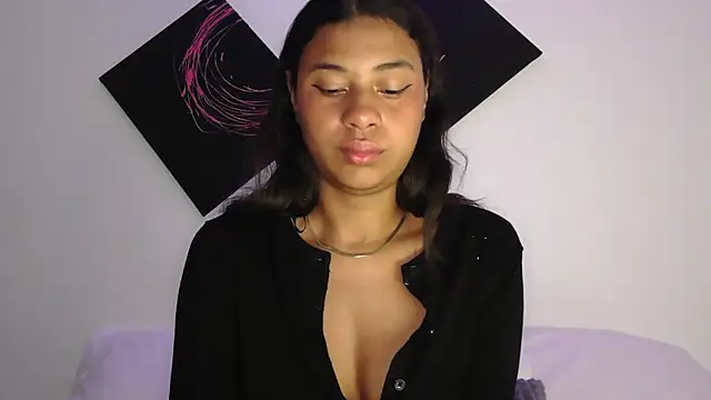 Snapshot of dark_enchantress_ chatting on 10.25.25 dark enchantress online show from 10.25.25