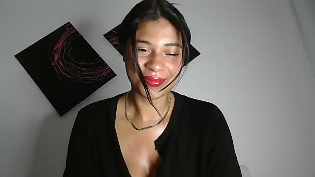 Snapshot of dark_enchantress_ chatting on 11.05.25 dark enchantress online show from 11.05.25