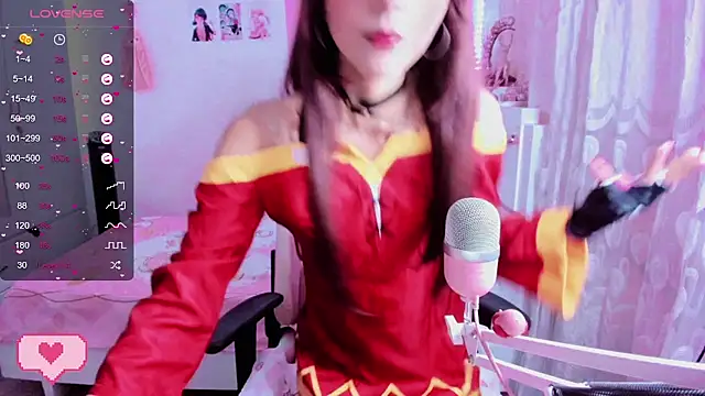 Snapshot of mia_kawaii05 chatting on 12.15.24 mia kawaii05 online show from 12.15.24