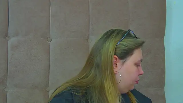 LillianKim online show from 03.04.26