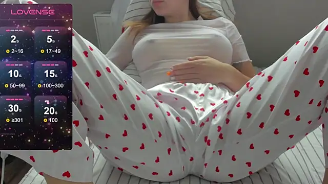 Snapshot of 92yourbitch922 chatting on 12.16.25 92yourbitch922 online show from 12.16.25