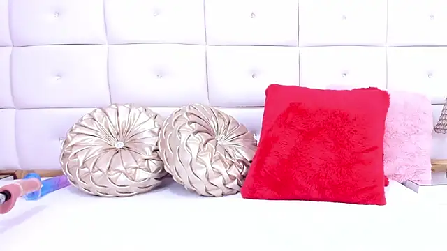 KendalStallyon online show from 02.14.25