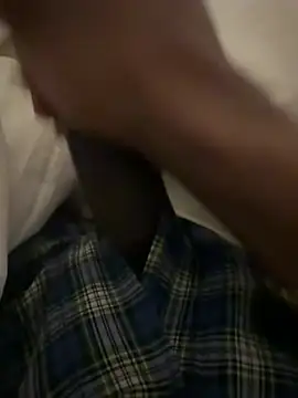 Snapshot of little0245 chatting on 01.23.25 little0245 online show from 01.23.25