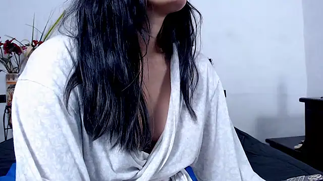 AikoTailor online show from 11.24.25