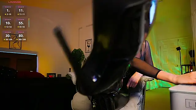 Alexa Lover Ra online show from 11.06.25