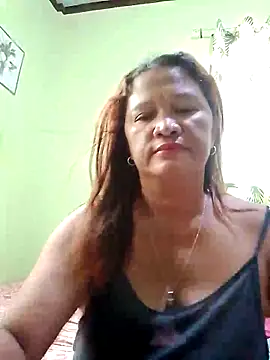 hott scarlett online show from 11.30.25