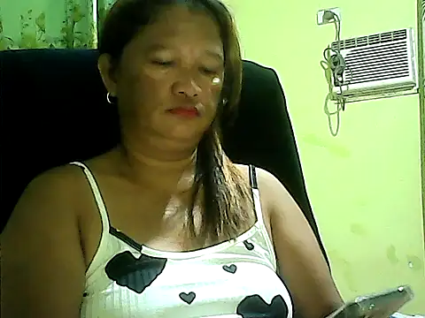 hott scarlett online show from 12.17.25