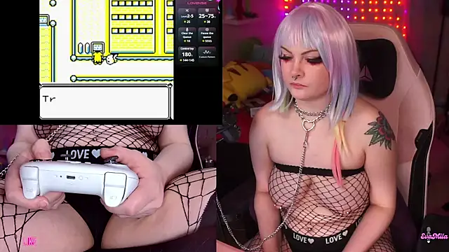 Snapshot of evamila chatting on 02.01.25 evamila online show from 02.01.25