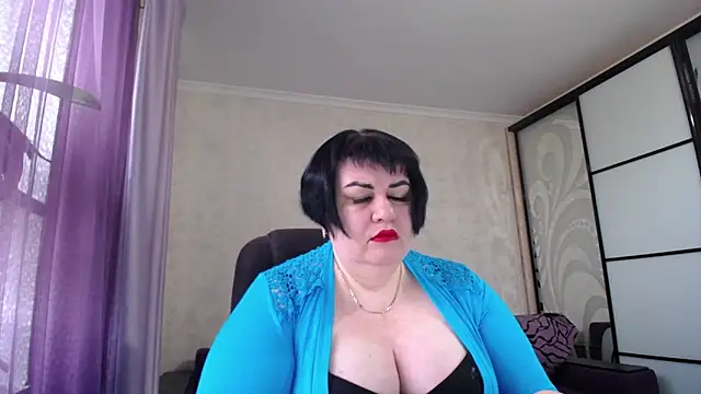 JuicyLady Di online show from 04.15.26