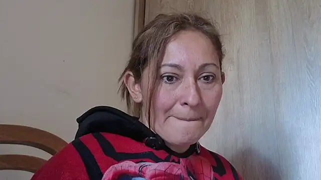 Snapshot of maya_hottt chatting on 11.22.25 maya hottt online show from 11.22.25