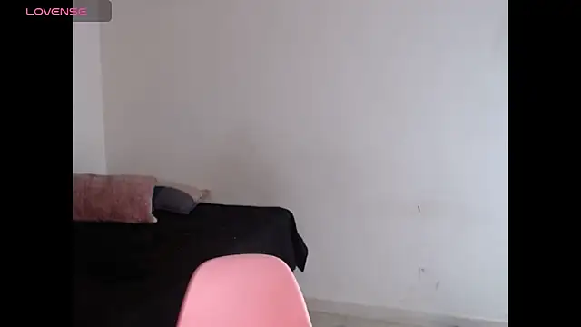 Snapshot of Corina_Ts chatting on 11.24.25 Corina Ts online show from 11.24.25