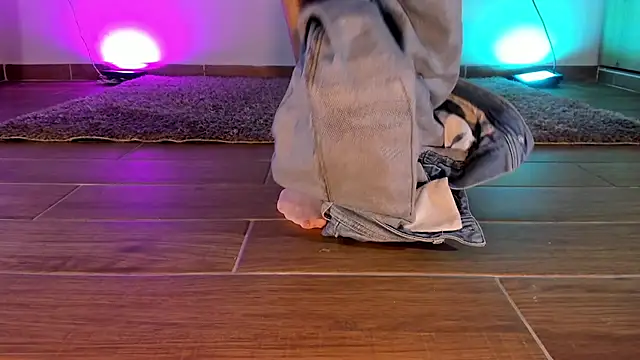 ArchieCollins online show from 03.11.25