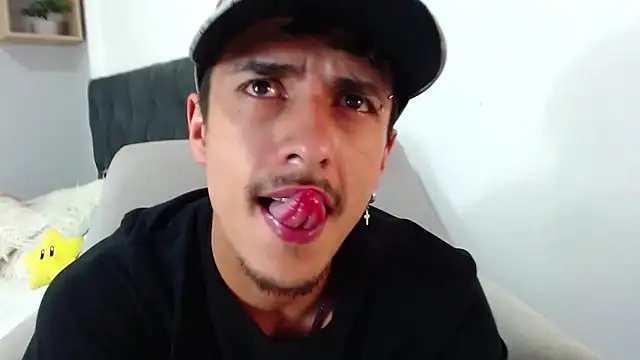 Snapshot of ryan_maxy chatting on 01.15.25 ryan maxy online show from 01.15.25