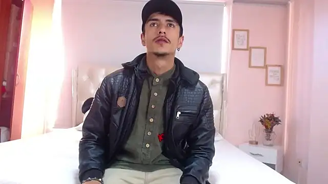 Snapshot of ryan_maxy chatting on 01.23.25 ryan maxy online show from 01.23.25