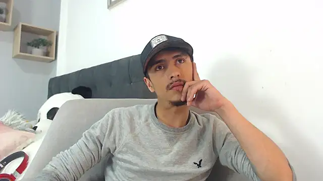 Snapshot of ryan_maxy chatting on 02.22.25 ryan maxy online show from 02.22.25