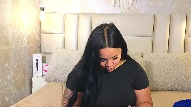 EmilyQueen3x online show from 05.19.26