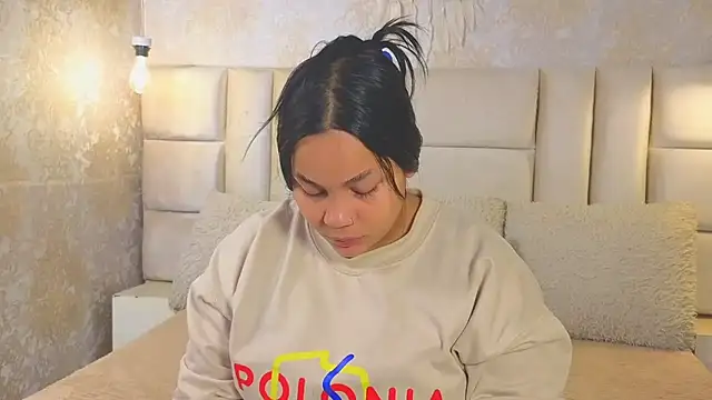 EmilyQueen3x online show from 05.31.26