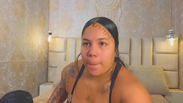 EmilyQueen3x online show from 06.04.26