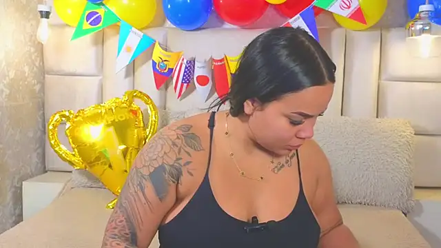 EmilyQueen3x online show from 06.25.26