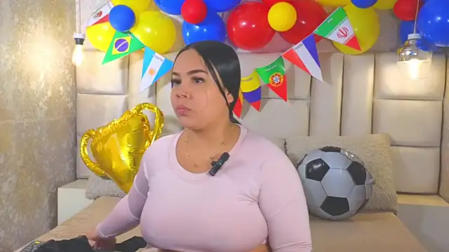 EmilyQueen3x online show from 06.26.26