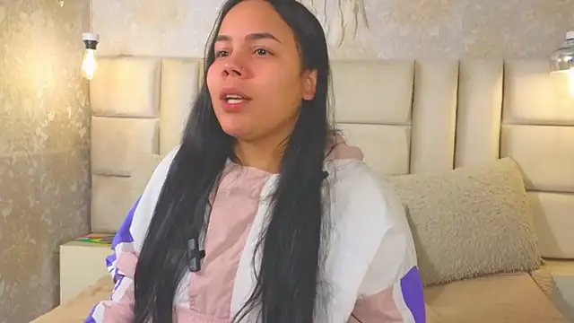 EmilyQueen3x online show from 07.05.26
