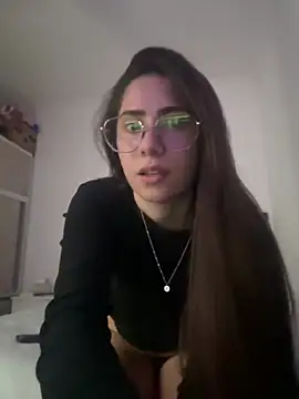 Snapshot of babymaddy chatting on 08.03.26 babymaddy online show from 08.03.26