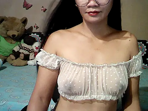 Mia Rein online show from 04.06.26