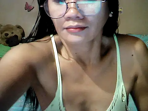 Mia Rein online show from 05.02.26