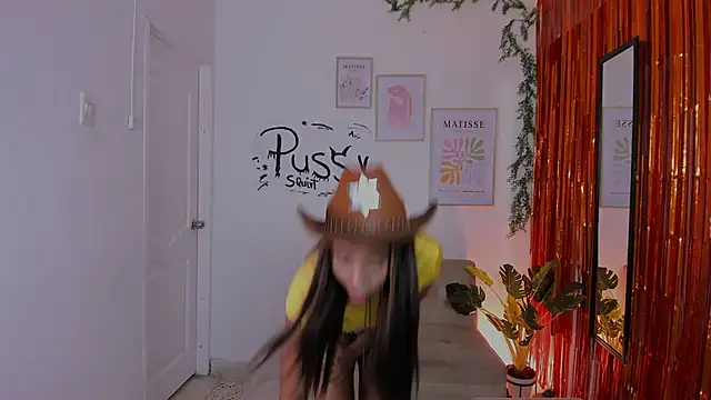 hornyprincess   online show from 10.08.25