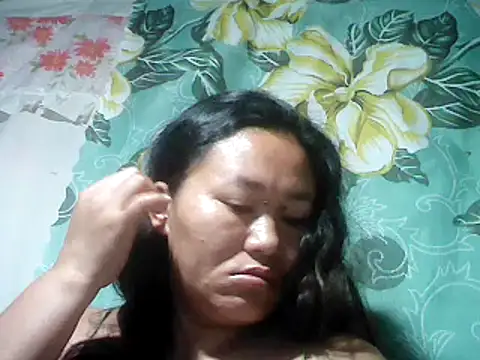 Snapshot of Sexyhorney4u chatting on 01.04.25 Sexyhorney4u online show from 01.04.25