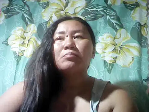 Snapshot of Sexyhorney4u chatting on 02.05.25 Sexyhorney4u online show from 02.05.25