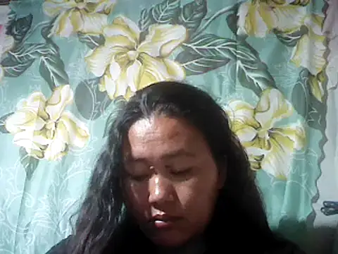 Snapshot of Sexyhorney4u chatting on 02.12.25 Sexyhorney4u online show from 02.12.25