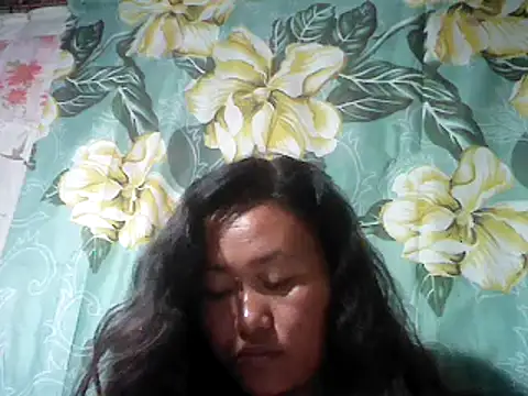 Snapshot of Sexyhorney4u chatting on 02.15.25 Sexyhorney4u online show from 02.15.25