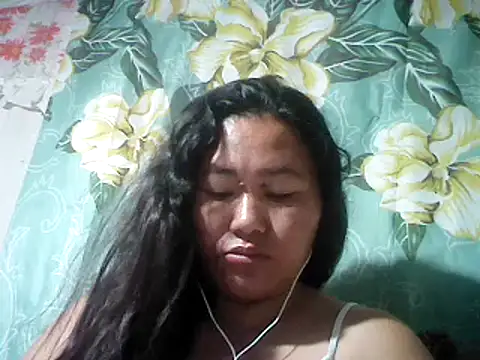 Snapshot of Sexyhorney4u chatting on 02.16.25 Sexyhorney4u online show from 02.16.25