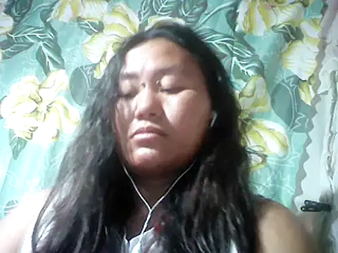 Snapshot of Sexyhorney4u chatting on 02.25.25 Sexyhorney4u online show from 02.25.25