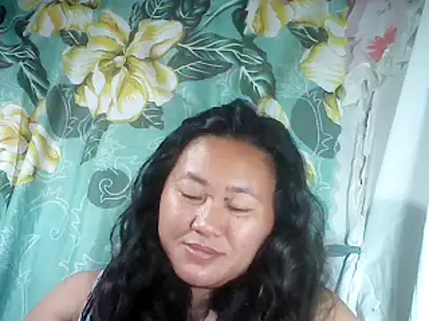 Snapshot of Sexyhorney4u chatting on 03.21.25 Sexyhorney4u online show from 03.21.25