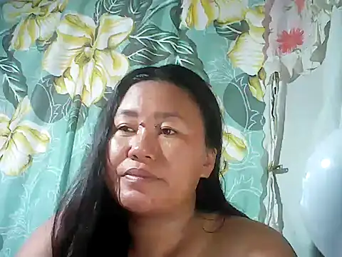 Snapshot of Sexyhorney4u chatting on 10.08.25 Sexyhorney4u online show from 10.08.25