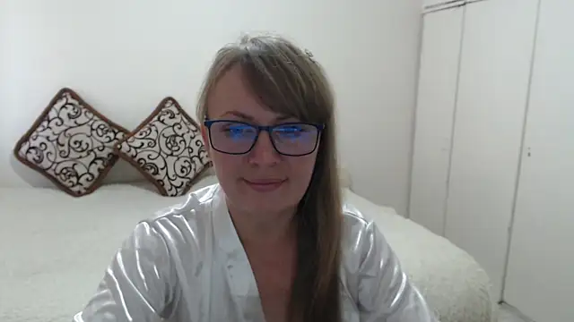 MargotLot online show from 06.12.26