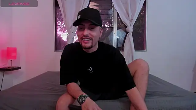 Pleasure Vibes23 online show from 02.21.25