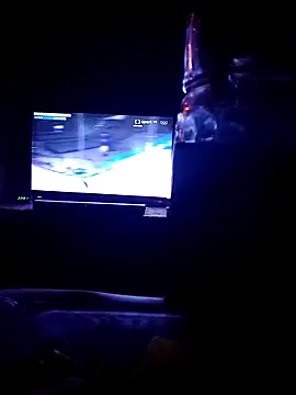 Snapshot of vena4 chatting on 02.14.26 vena4 online show from 02.14.26